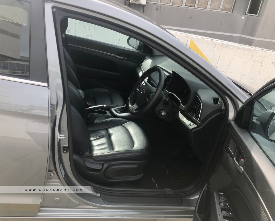 Hyundai Elantra 1.6A GLS S