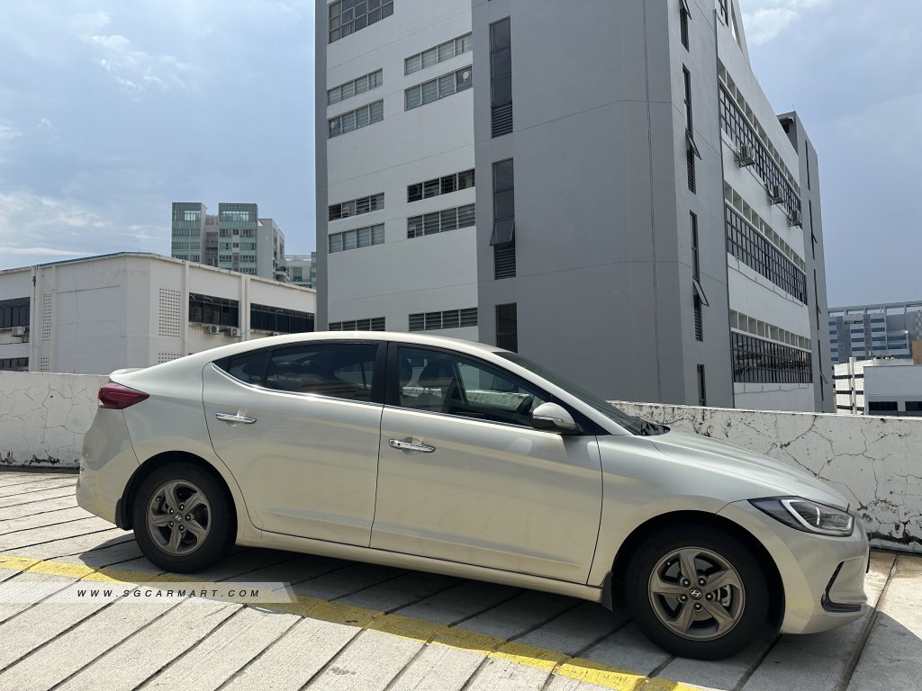 Hyundai Elantra 1.6A GLS S