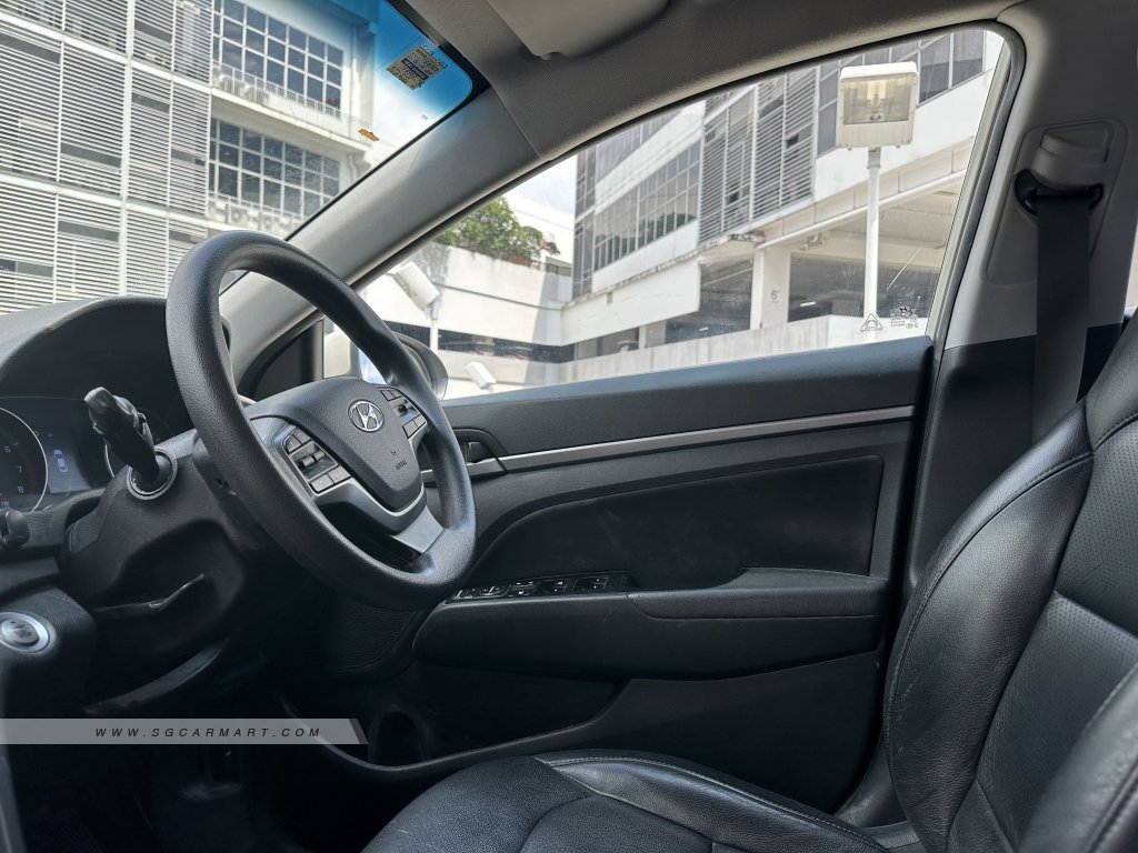 Hyundai Elantra 1.6A GLS S