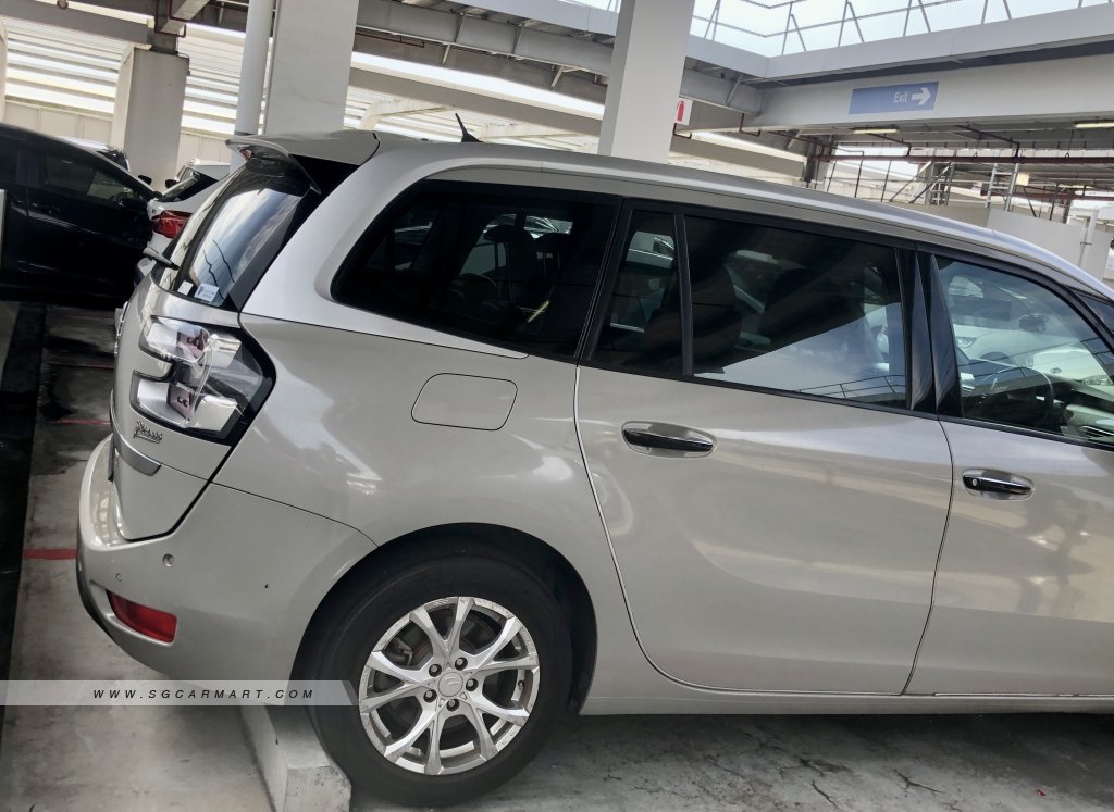 Citroen Grand C4 Picasso Diesel 1.6A BlueHDi Panoramic Roof