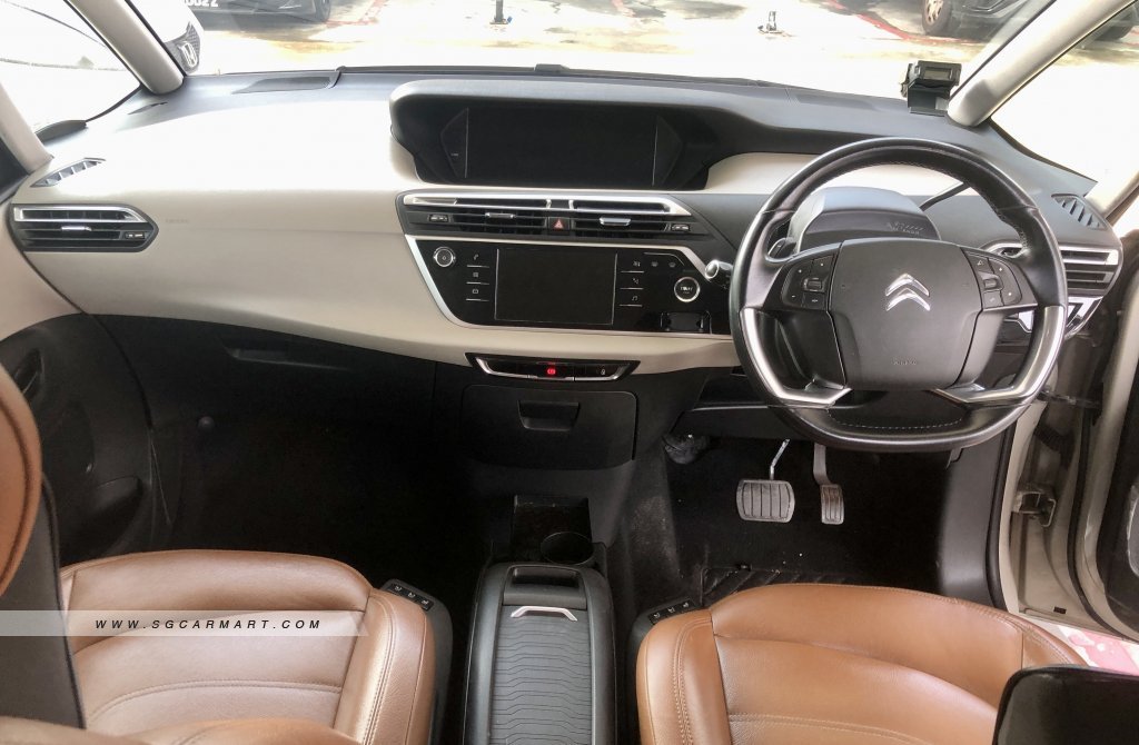 Citroen Grand C4 Picasso Diesel 1.6A BlueHDi Panoramic Roof