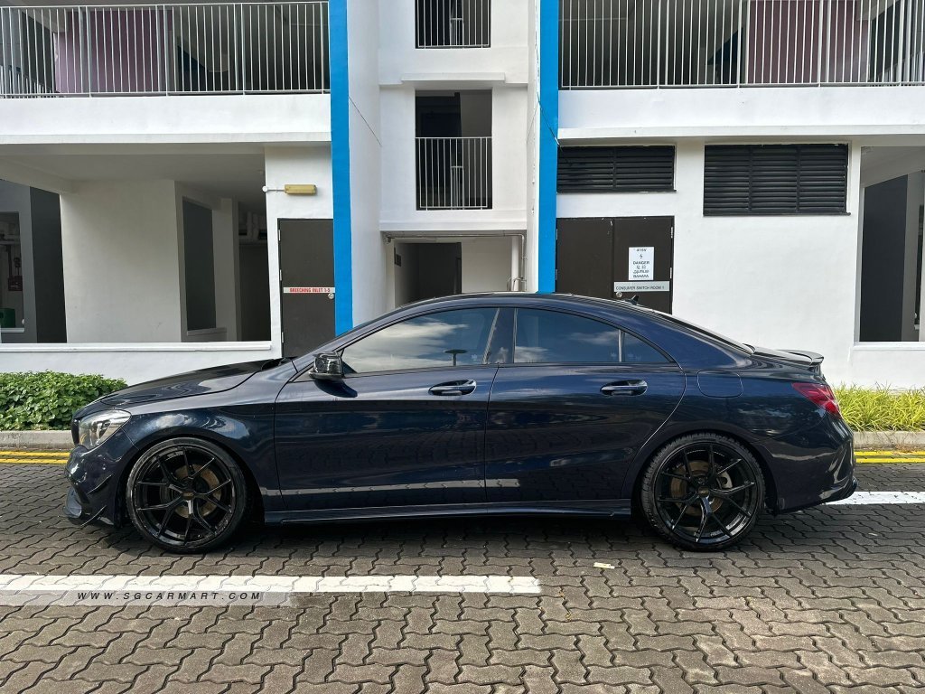 Mercedes-Benz CLA-Class CLA180 AMG Line Premium