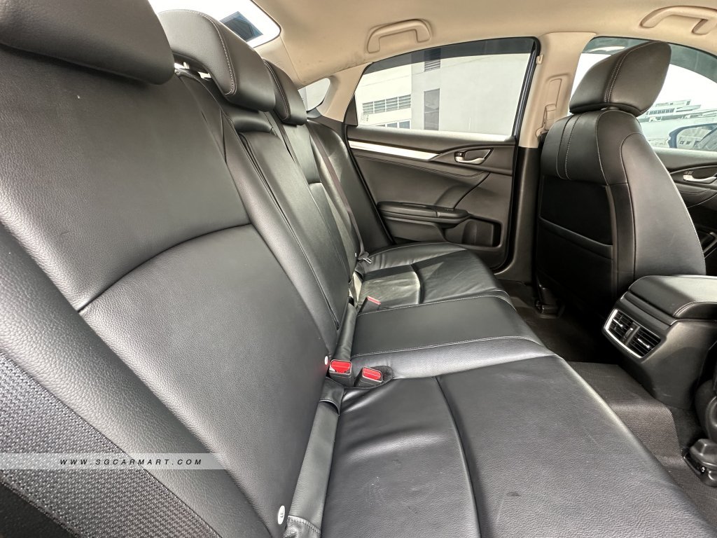 Honda Civic 1.5A VTEC Turbo Sunroof