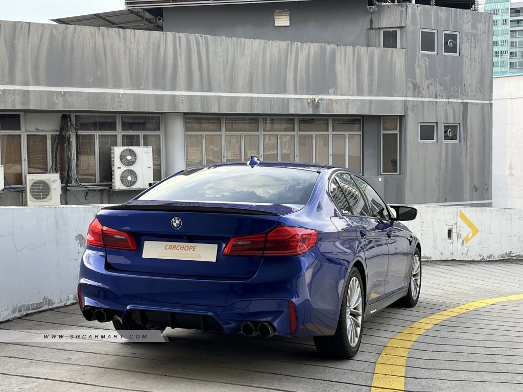BMW 5 Series 520i