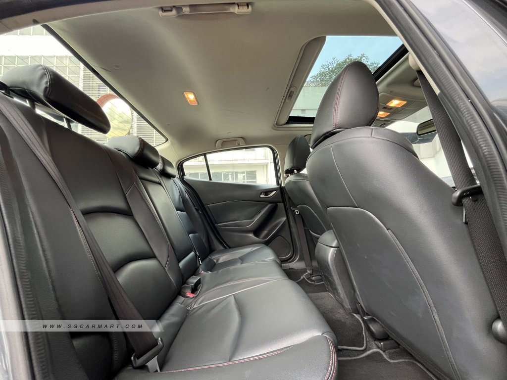 Mazda 3 1.5A Sunroof