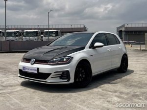 Volkswagen Golf GTI 5DR