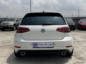 Volkswagen Golf GTI 5DR