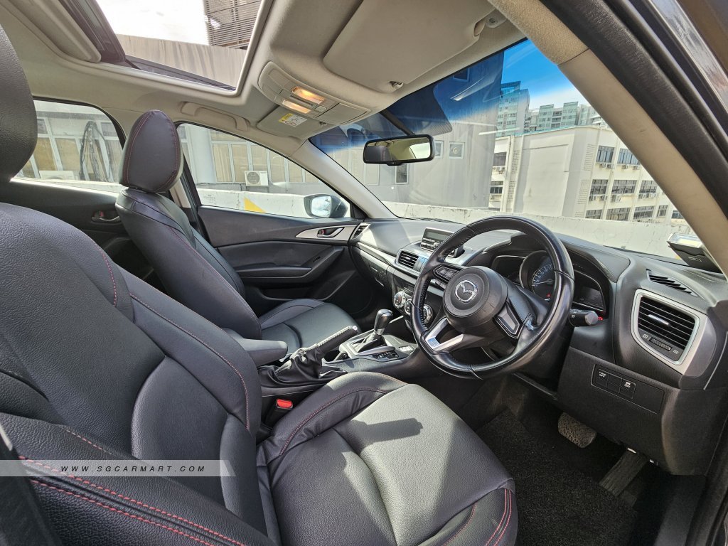 Mazda 3 1.5A Sunroof