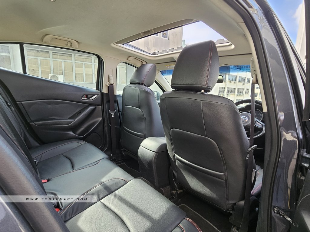 Mazda 3 1.5A Sunroof