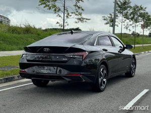 Hyundai Avante 1.6A Elite Sunroof