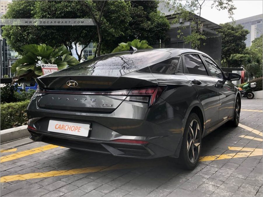 Hyundai Avante 1.6A Elite Sunroof