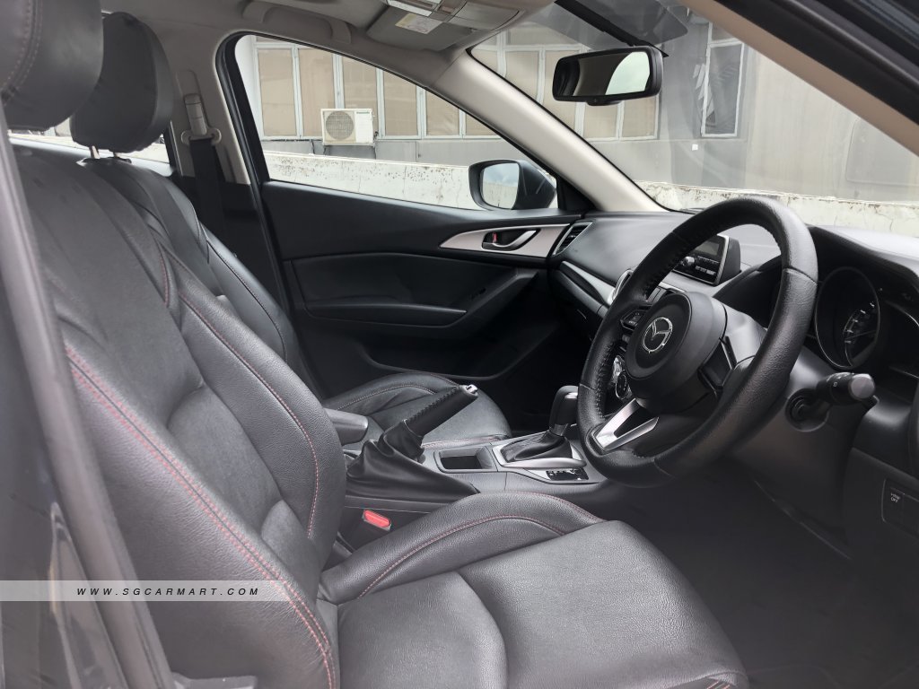 Mazda 3 1.5A Sunroof