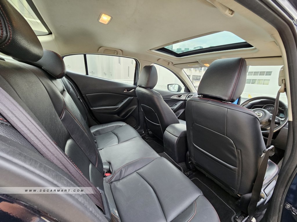 Mazda 3 1.5A Sunroof