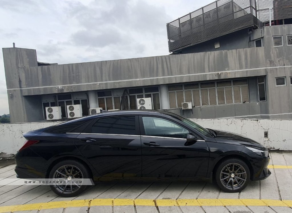 Hyundai Avante 1.6A S
