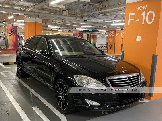 Mercedes-Benz S-Class S300L Sunroof (COE till 01/2029)