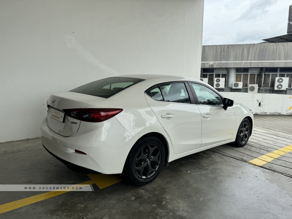 Mazda 3 1.5A Sunroof