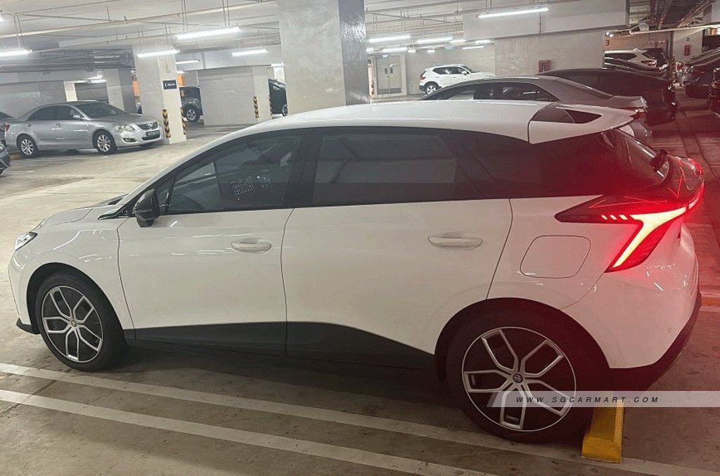 MG 4 Electric Trophy Sport LR