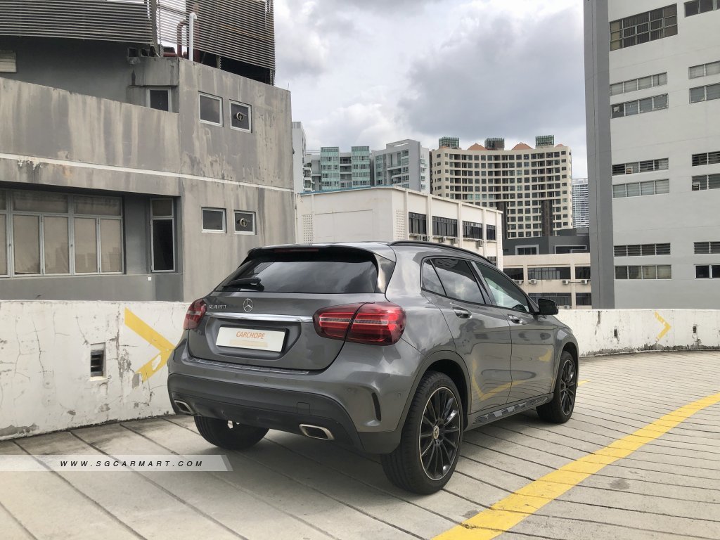 Mercedes-Benz GLA-Class GLA180 AMG Line