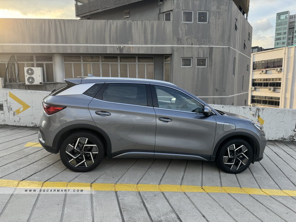 BYD Atto 3 Electric Sunroof