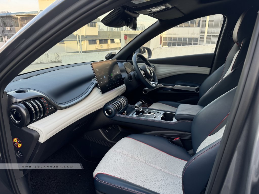 BYD Atto 3 Electric Sunroof