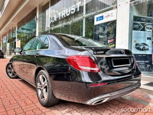 Mercedes-Benz E-Class E200 Avantgarde Sunroof