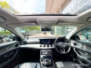 Mercedes-Benz E-Class E200 Avantgarde Sunroof