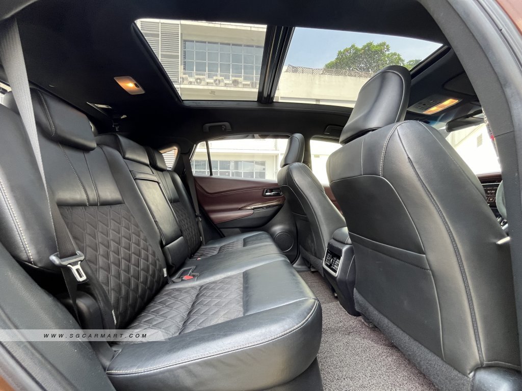 Toyota Harrier 2.0A Elegance Panoramic Roof