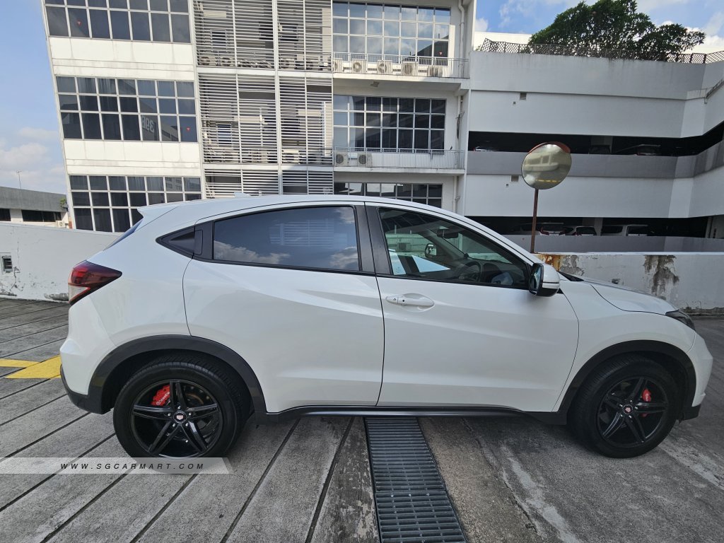Honda Vezel Hybrid 1.5A X