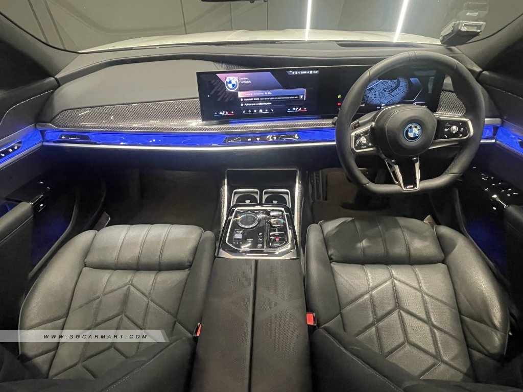 2023 BMW i7 Electric xDrive60 M-Sport Pro