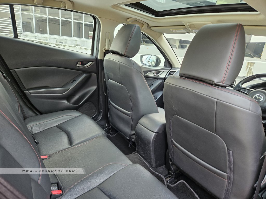 Mazda 3 1.5A Sunroof