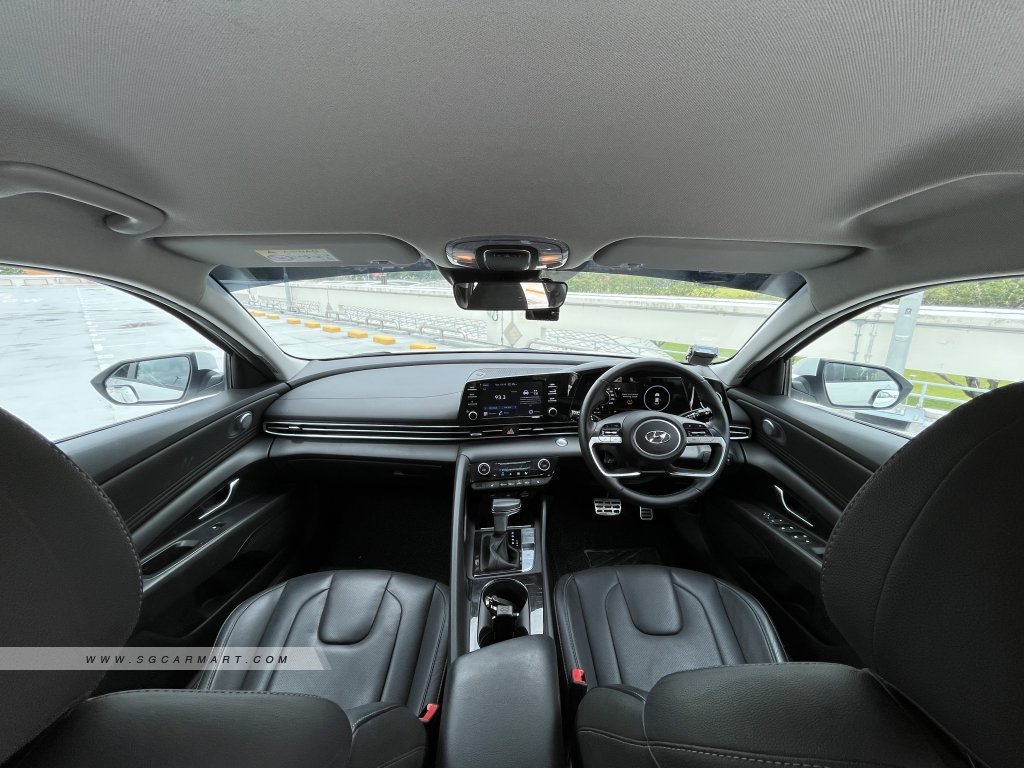 Hyundai Avante 1.6A S