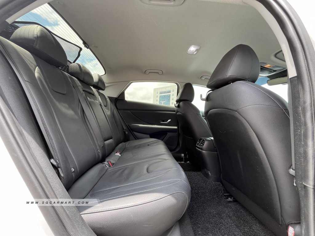 Hyundai Avante 1.6A S