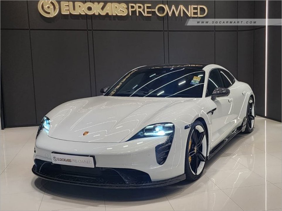 2022 Porsche Taycan Electric