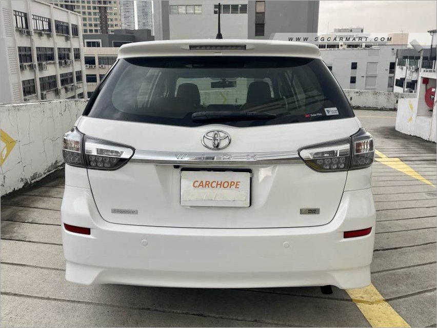 Toyota Wish 1.8A Elegance