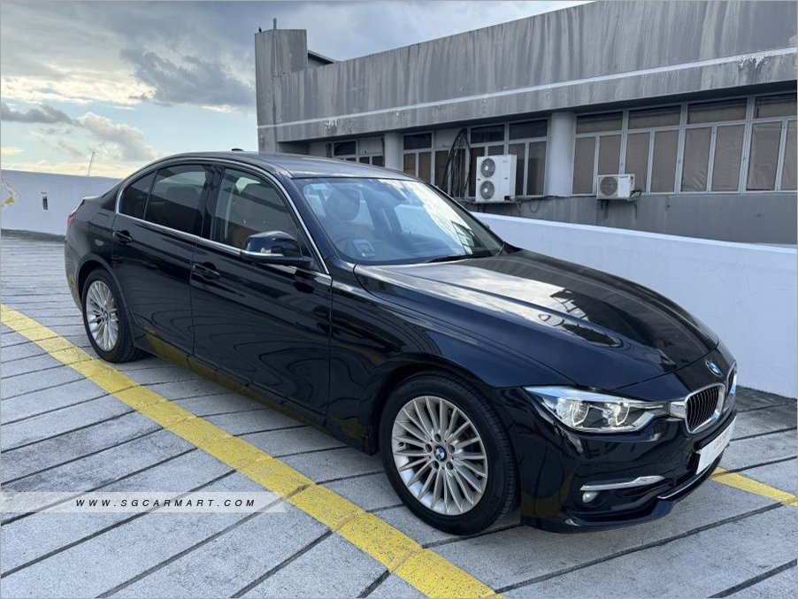 BMW 3 Series 318i Luxury