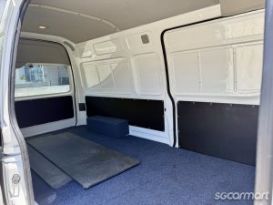 Toyota Hiace 3.0M High Roof