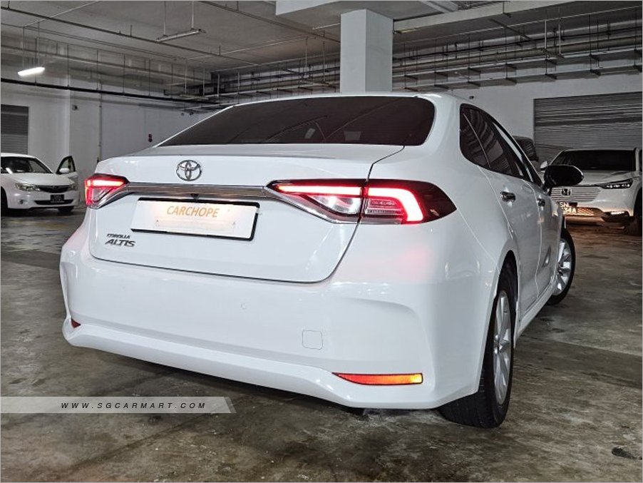 Toyota Corolla Altis 1.6A Standard