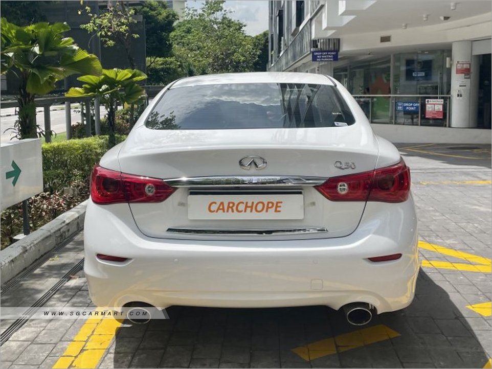Infiniti Q50 2.0A T