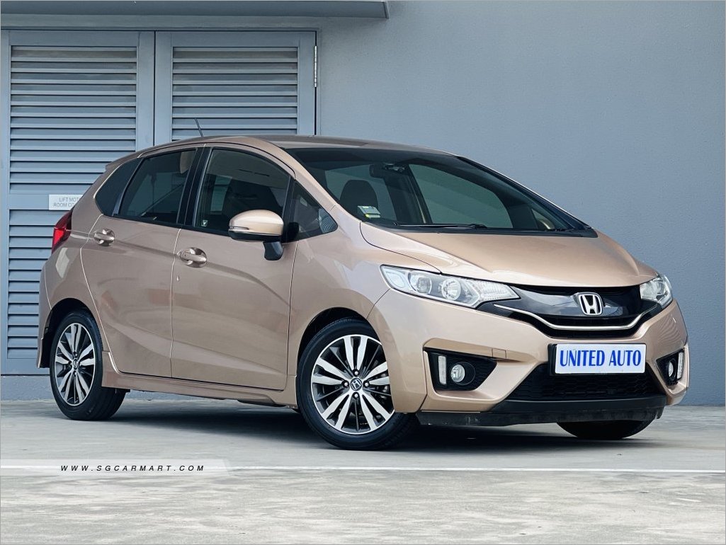 Used 2016 Honda Jazz 1.5A RS for Sale | United Auto Trading Pte