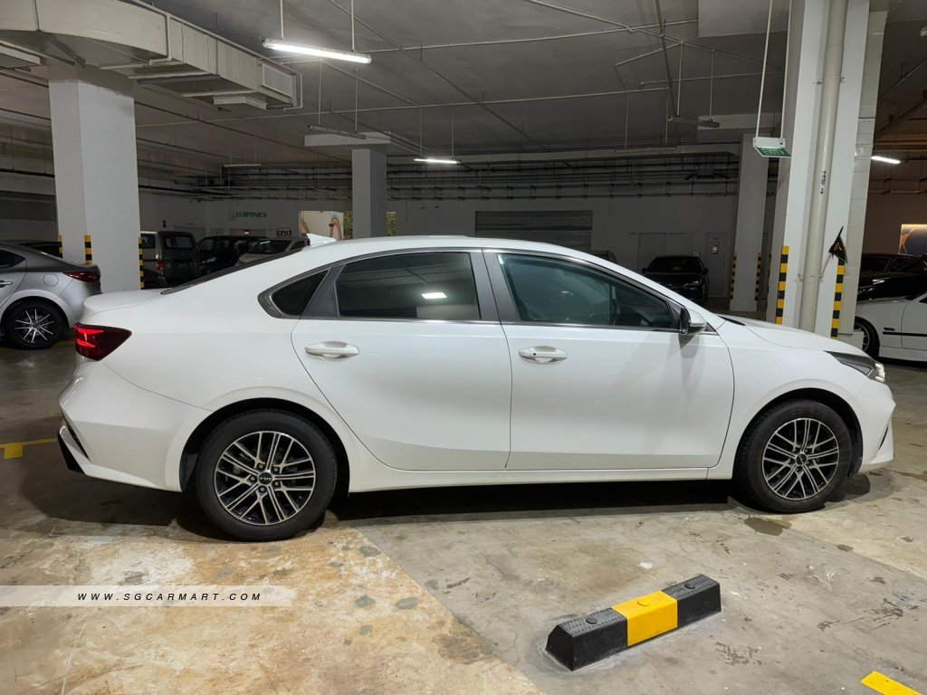 Kia Cerato 1.6A Smartstream SX Sunroof