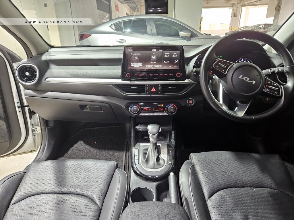 Kia Cerato 1.6A Smartstream SX Sunroof