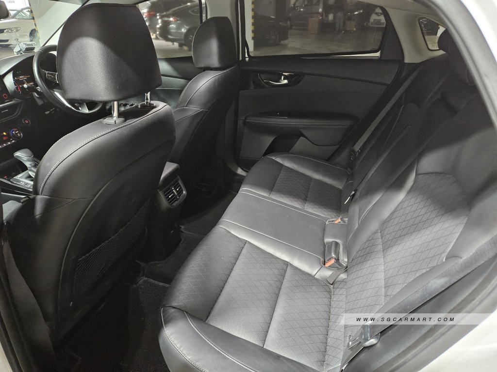 Kia Cerato 1.6A Smartstream SX Sunroof