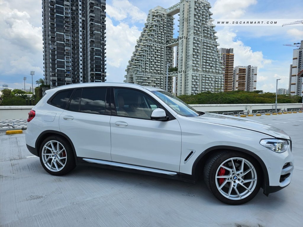 BMW X3 xDrive30i Sunroof