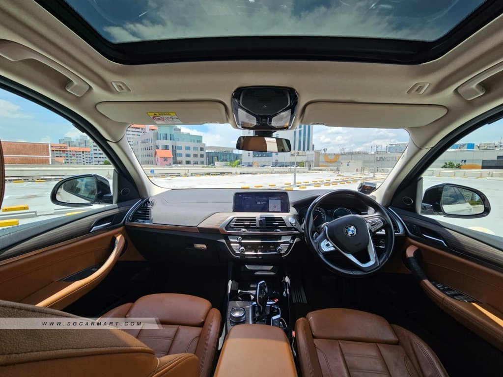 BMW X3 xDrive30i Sunroof