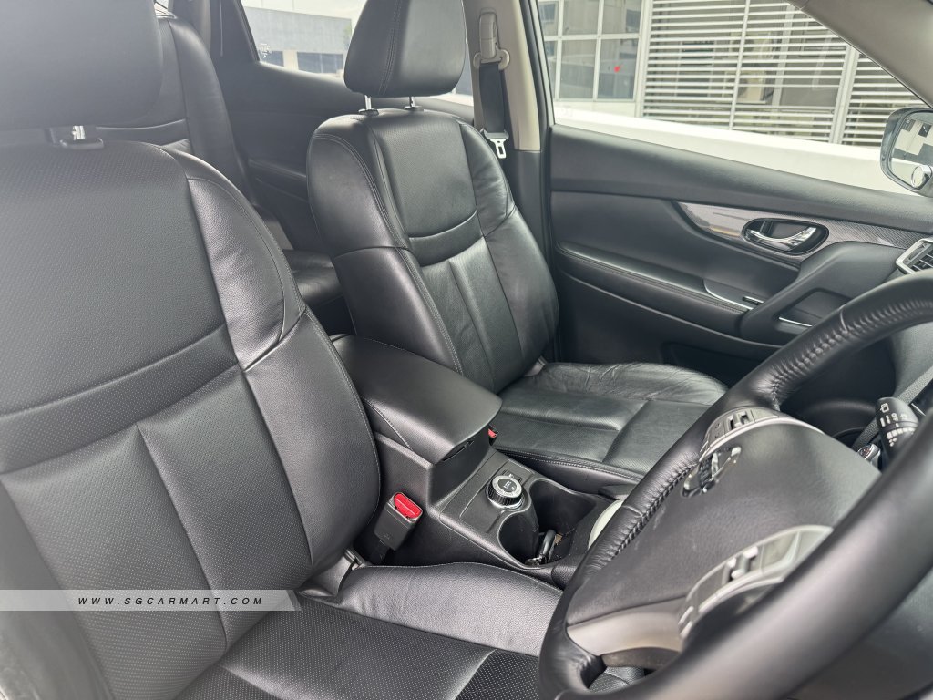 Nissan X-Trail 2.0A 7-Seater Sunroof
