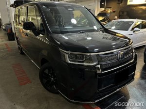 Honda Stepwagon Hybrid Spada 2.0A e-HEV
