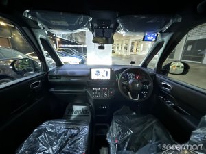 Honda Stepwagon Hybrid Spada 2.0A e-HEV