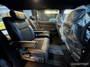 Honda Stepwagon Hybrid Spada 2.0A e-HEV