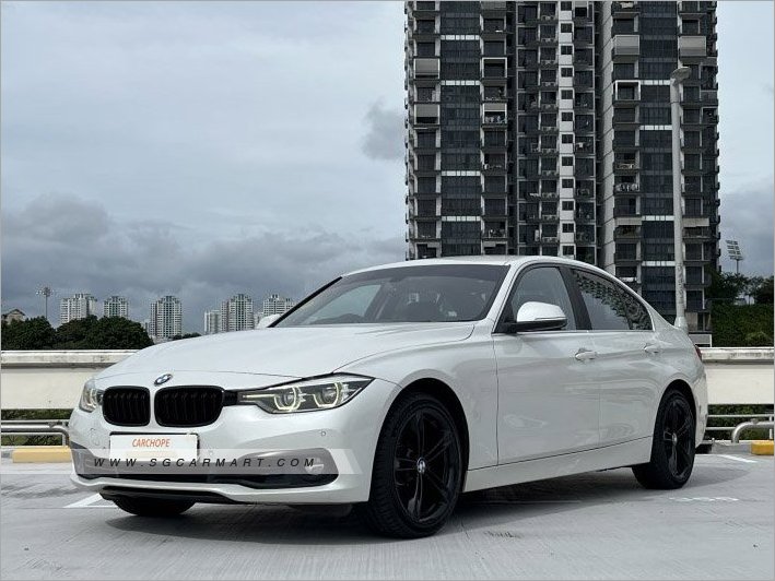 BMW 3 Series 318i