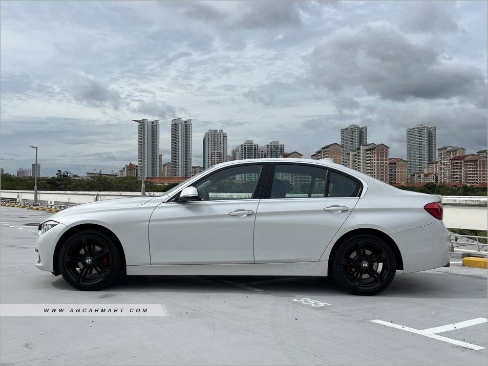 BMW 3 Series 318i